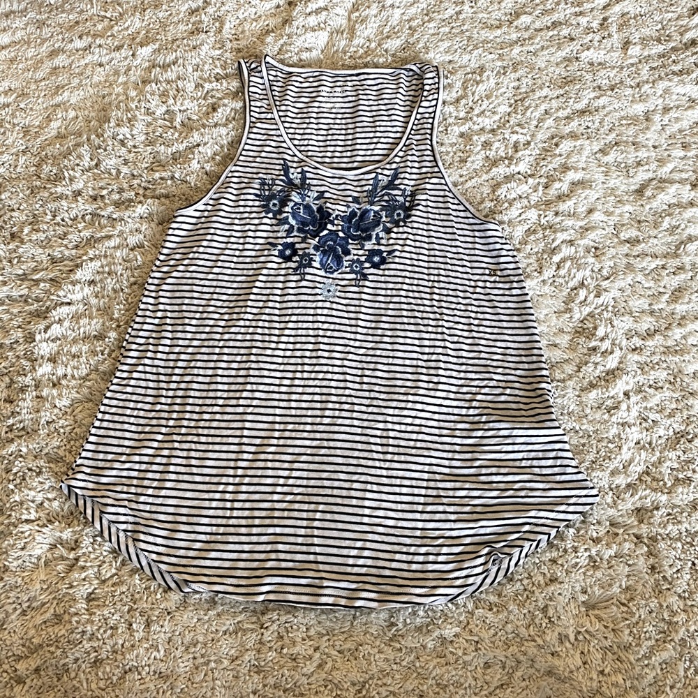 Woman’s tank